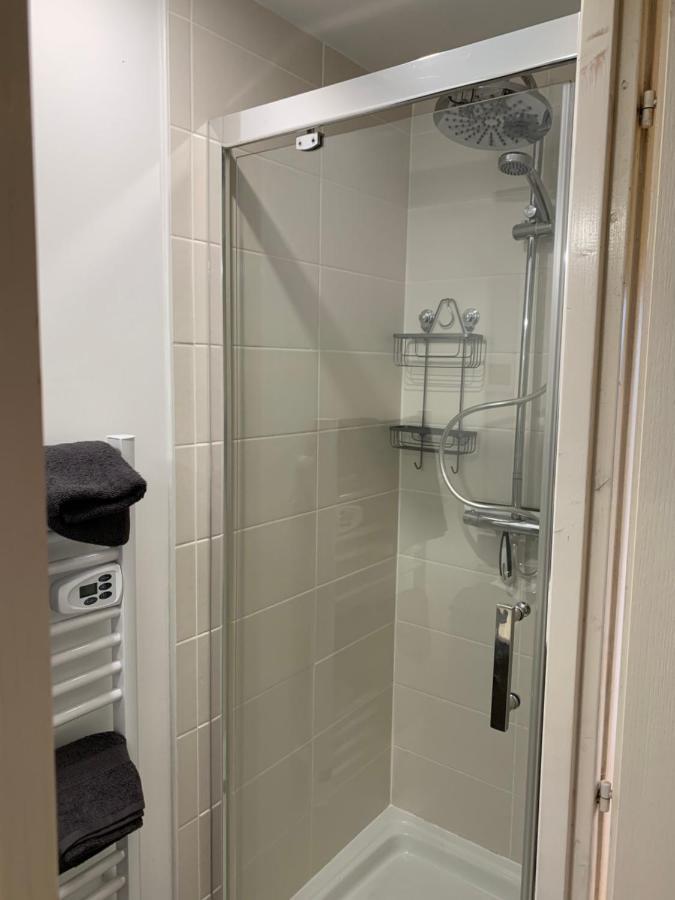 Resid Home 5 - Duplex Cosy Avec Parking Gratuit Saint-Léonard Eksteriør bilde